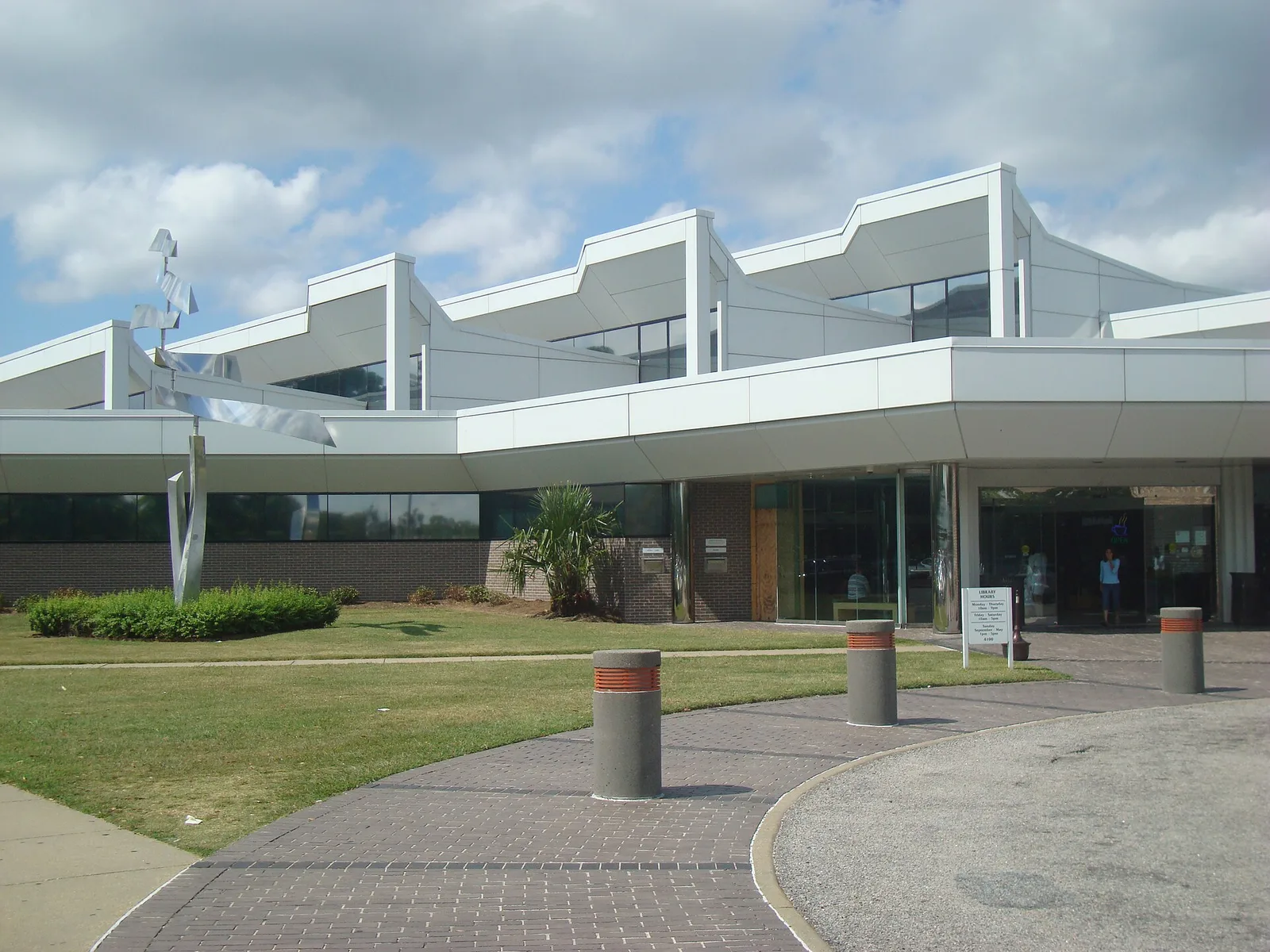 The main entrance of the Meyera E. Oberndorf Central Library on Virginia Beach Boulevard.